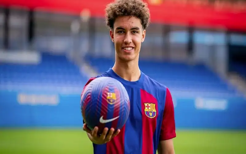 برشلونة يعلن ضم صفقة جديدة