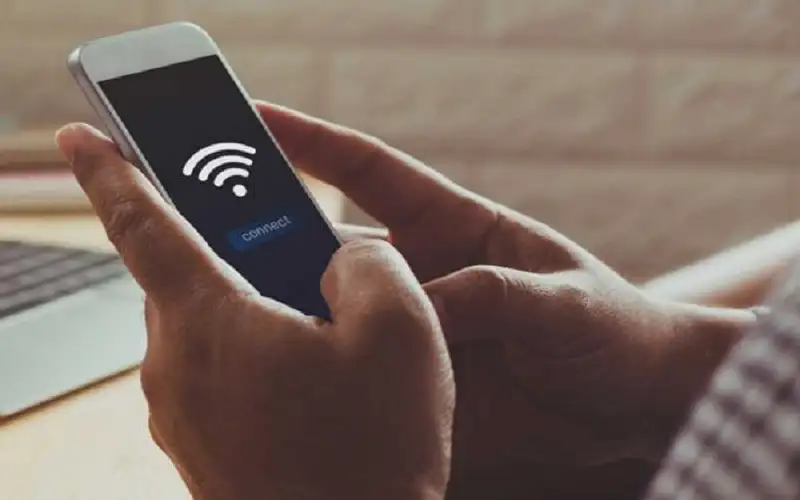 قرية تستخدم الإنترنت لأول مرة