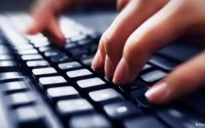 تفعيل خدمة طلب عدم محكومية بالمكاتب