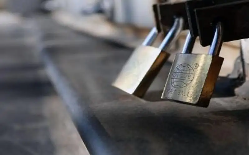 الغذاء تغلق 17 منشأة تجارية بجرش