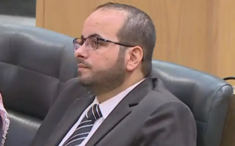 الرياطي: مستثمر اشترى أرض على شاطئ