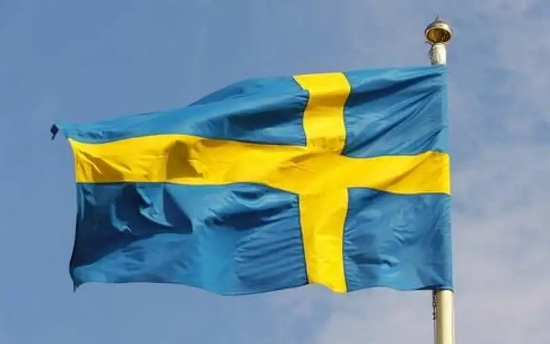 اعتقال شخص حاول منع حرق القرآن