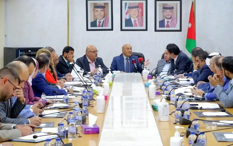 لجنة نيابية: مشاريع قوانين الدورة الاستثنائية