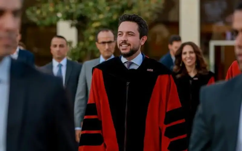 نائب الملك يخرج الفوج الثالث من