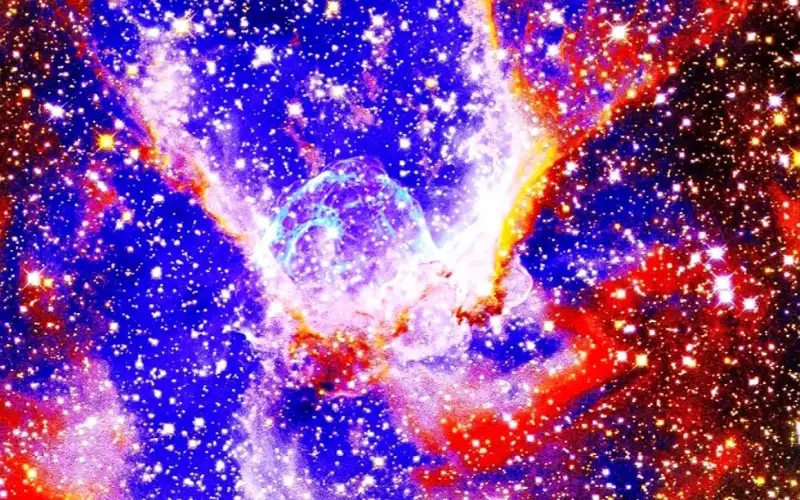 مصنع فضائي لتركيب جزيئات حيوية