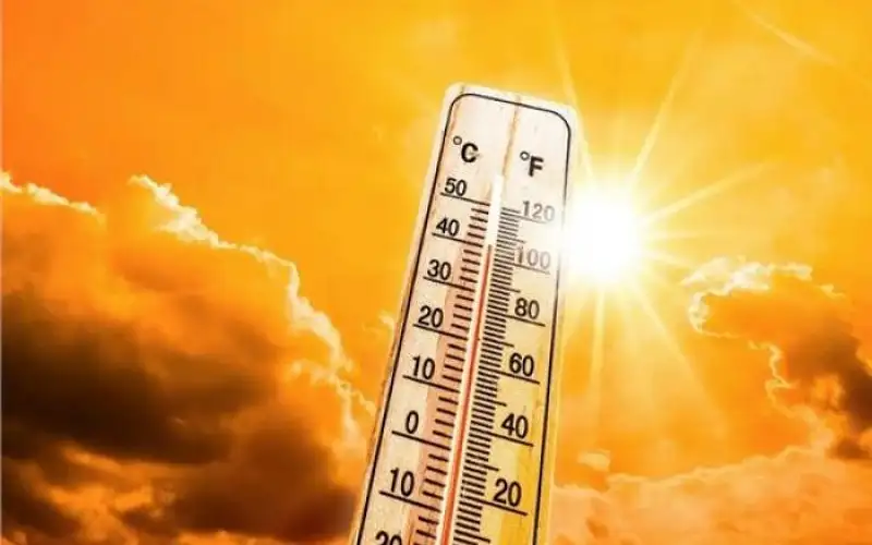 حرارة البحر المتوسط تصل إلى مستويات