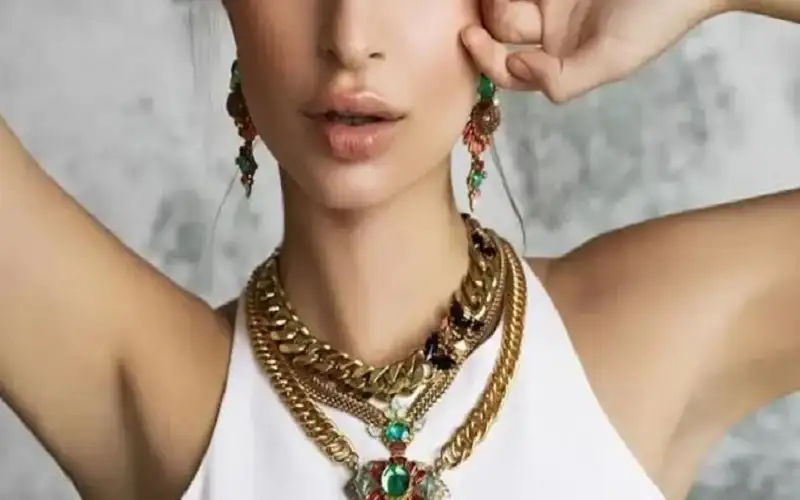أسس تنسيق الإكسسوارات بطريقة صحيحة