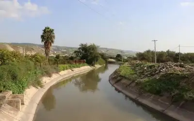 وفاة شخصين من عائلة واحدة بحادثة