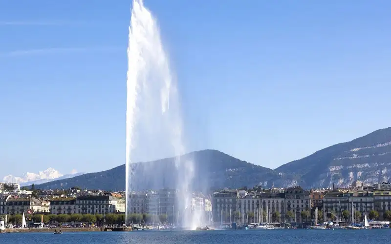 نهاية مأساوية لشاب حاول تقبيل مياه