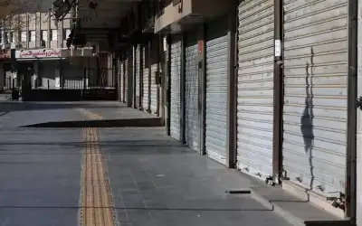 هل سيتم تحديد ساعات فتح المحال
