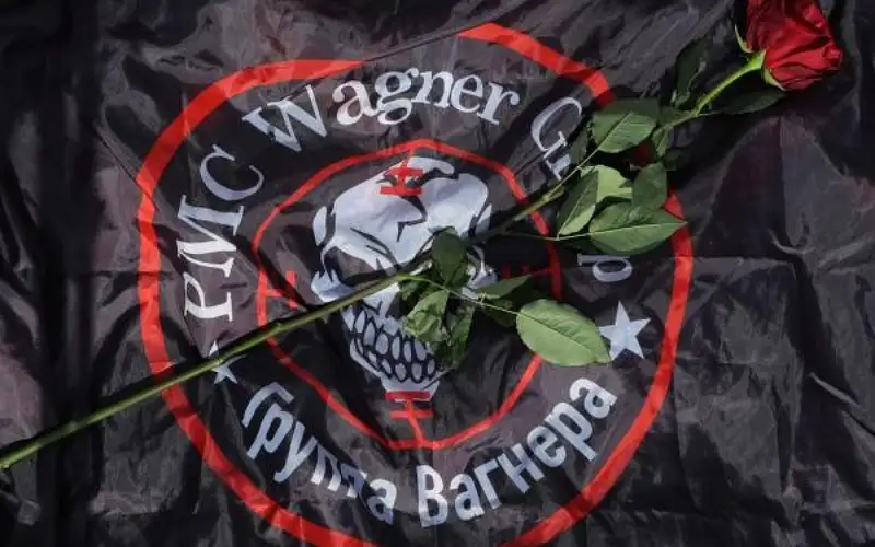 العثور على جثث 10 قتلى بتحطم