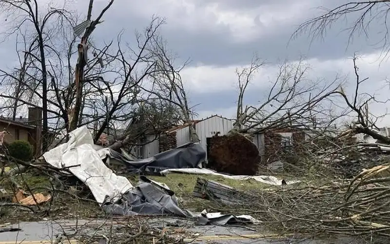 إعصار يخلف إصابات في بنسلفانيا