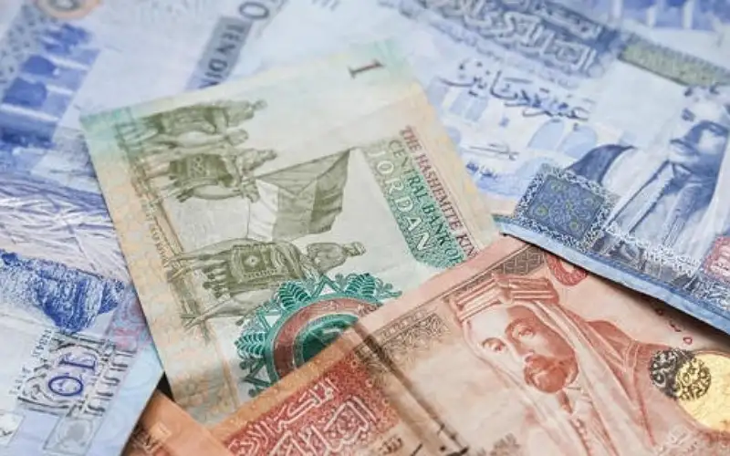 لجنة لدراسة الرواتب والعلاوات في الجامعات