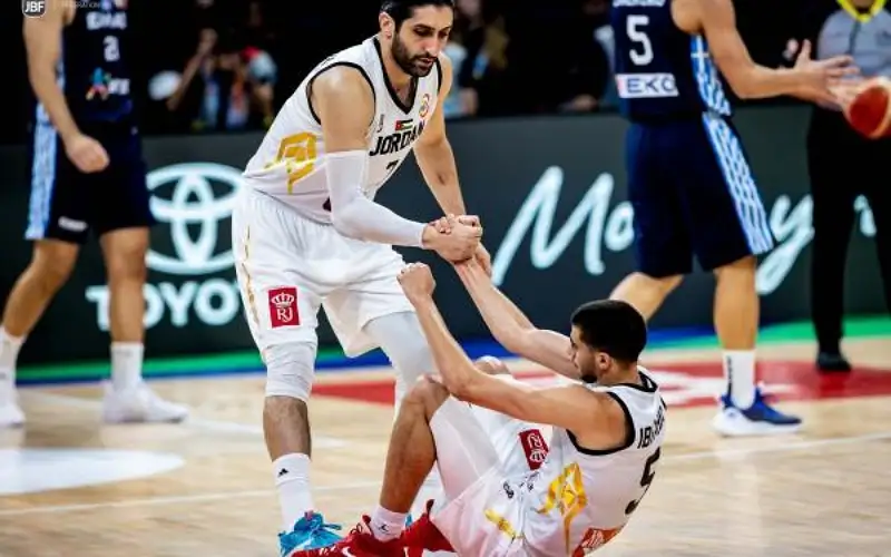 منتخب الصقور يلتقي نيوزيلندا صباح الإثنين