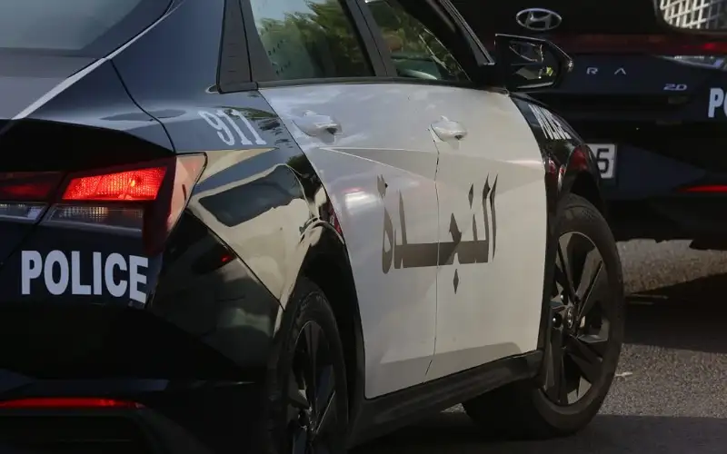 القبض على مطلوب تهجم على محل