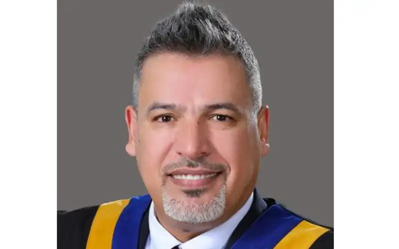 ترقية الدكتور إبراهيم السرحان في عمان