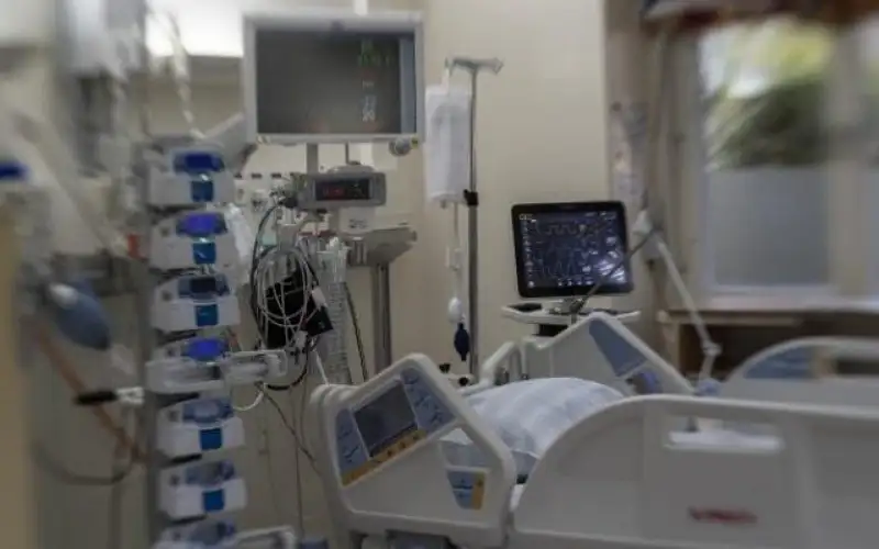 سقطت من بكب.. ادخال فتاة للعناية