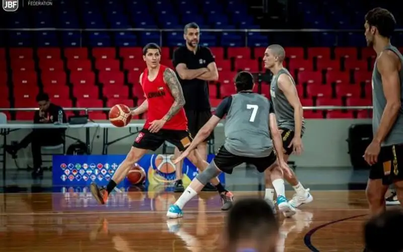 مواجهة تاريخية لمنتخب السلة أمام نظيره