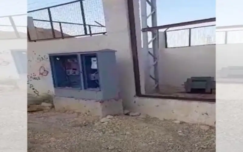 القبض على شخصين سرقا كوابل واسلاك