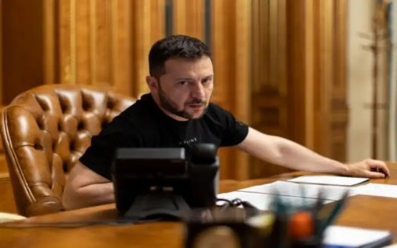 زيلينسكي: السلام لن يتحقق إلا بانسحاب