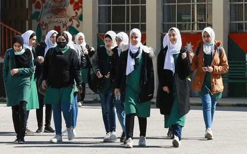 تخفيض مقاعد الطب فجأة بنسبة 70%