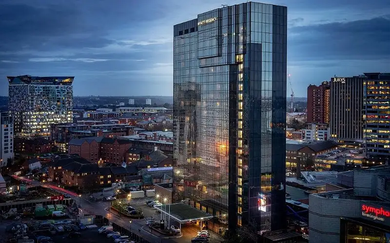 ضائقة مالية تضرب ثاني أكبر مدن