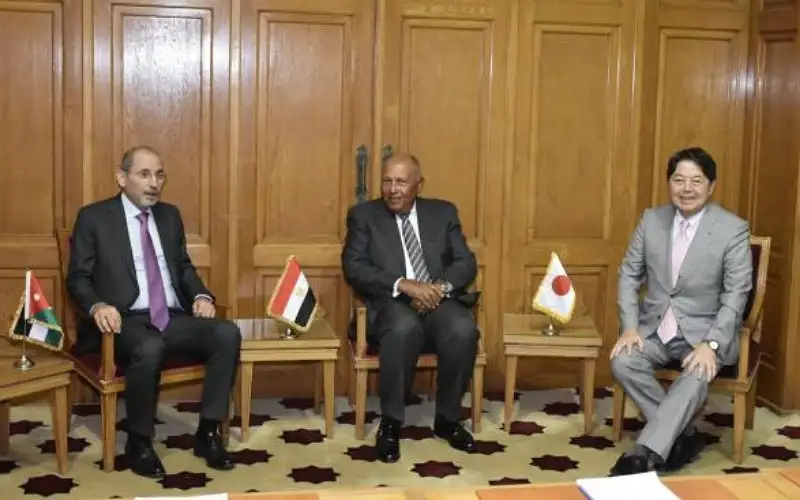 الأردن ومصر واليابان يؤكدون على ضرورة