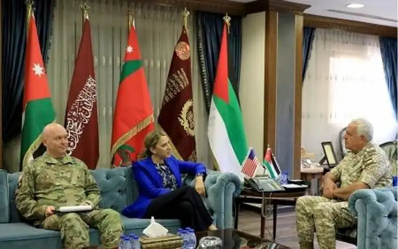 الحنيطي يستقبل السفيرة الأميركية