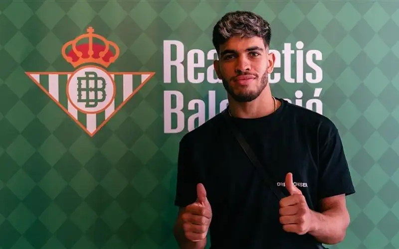 برشلونة يستطيع شراء الزلزولي مقابل 20