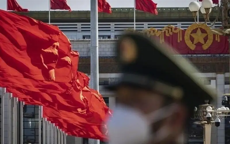 الصين تدرس حظر الملابس المؤذية لمشاعر