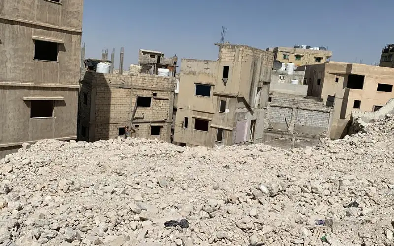 هدم 8 عمارات قديمة في منطقة