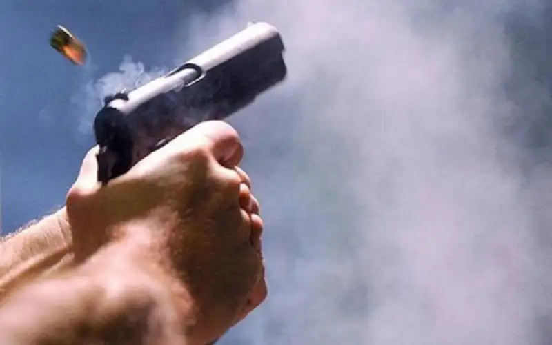 ظاهرة إطلاق العيارات النارية بالمناسبات.. خرق