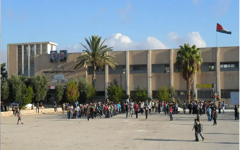 بدء توزيع الوجبات الغذائية الصحية على