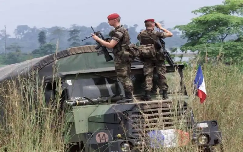 اتهام فرنسا بنشر قواتها استعدادا لتدخل