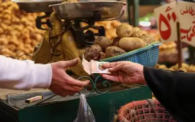 التضخم في المدن المصرية يقفز إلى