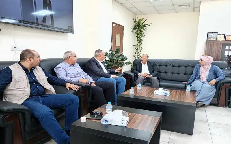 خليفات : شركة العقبة بصدد شراء