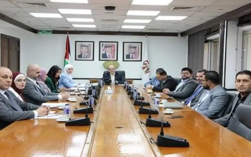 الأردن يولي أهمية للتعاون الاقتصادي مع