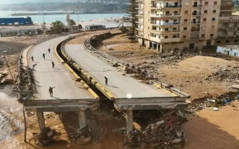 ليبيا.. 5300 قتيل في درنة جراء