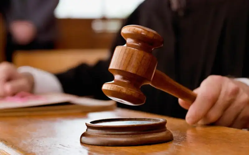 براءة متهم من الاعتداء على شاب