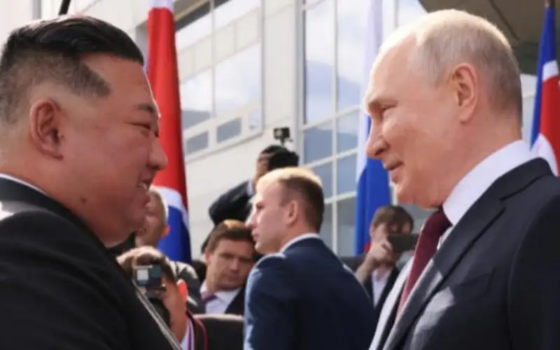 الكرملين: بوتين وكيم يتبادلان البنادق كهدية