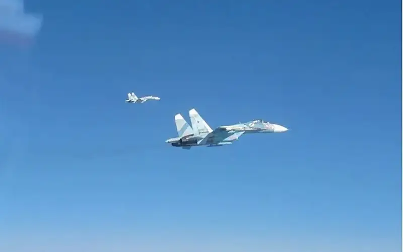 طائرة بريطانية تنجو من السقوط بعدما