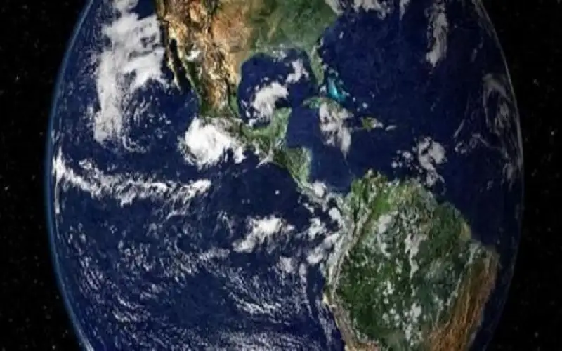 مـن اكـتشف كـروية الأرض؟