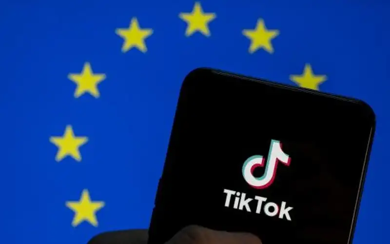 345 مليون يورو غرامة بحق منصة