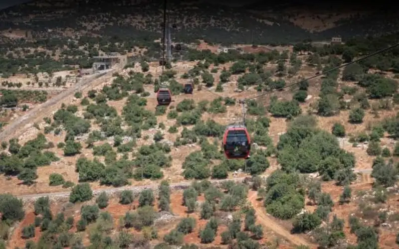 208 آلاف زائر لتلفريك عجلون منذ