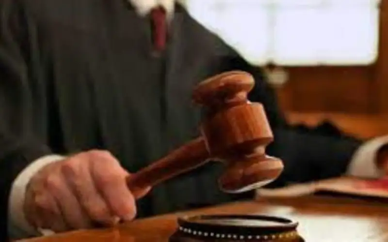 ولاية كاليفورنيا تقاضي شركات نفطية بسبب