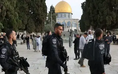 بدء اقتحام المستوطنين للمسجد الأقصى المبارك