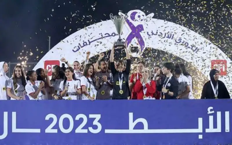 نادي الاتحاد يحقق لقبا تاريخيا بدوري