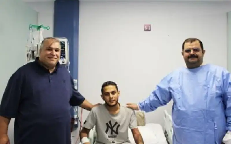 نجاة الشاب الشورة بعد لدغة أفعى