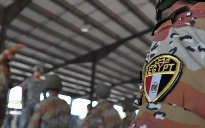 مصر.. مقتل وإصابة 9 عسكريين في