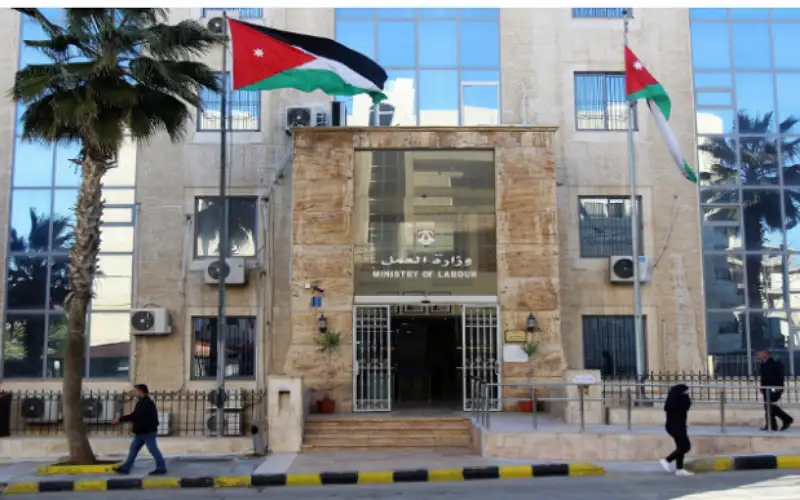 العمل: 14% من المتقدمين لبرنامج التشغيل